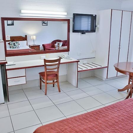 Central Park Motel Rockhampton Zewnętrze zdjęcie