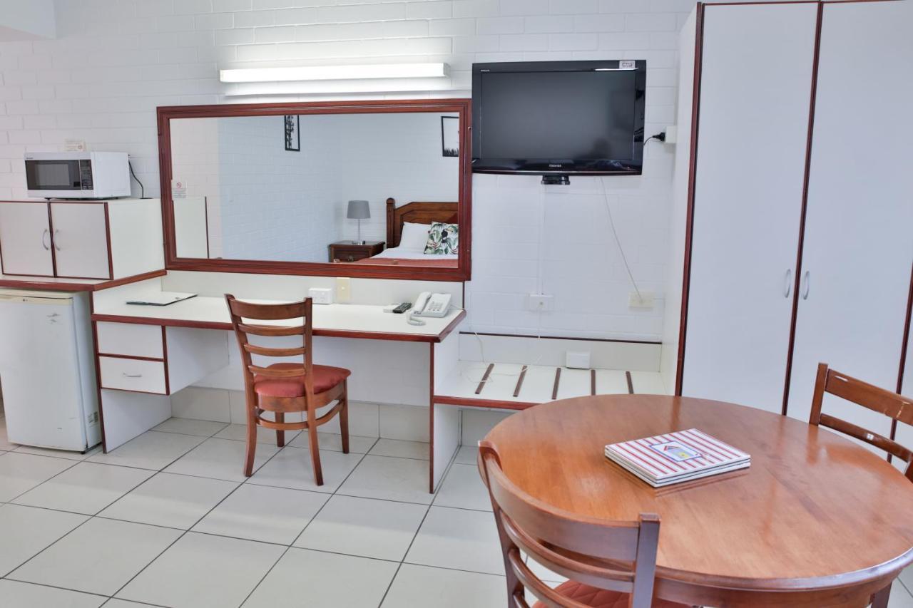 Central Park Motel Rockhampton Zewnętrze zdjęcie